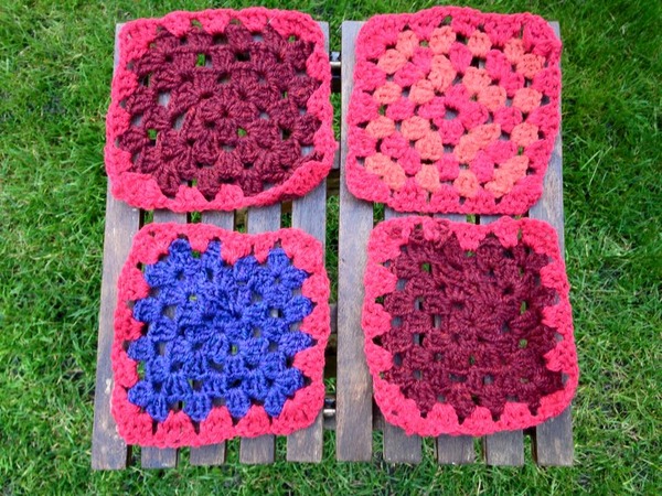 Woolly Hugs. Supporting refugees, lovely crafters and donors, fabulous Mumsnetters we need your help.