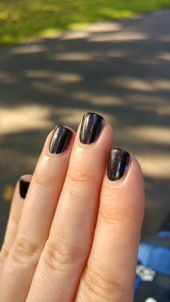 Do you think nail varnish colour says something about you?