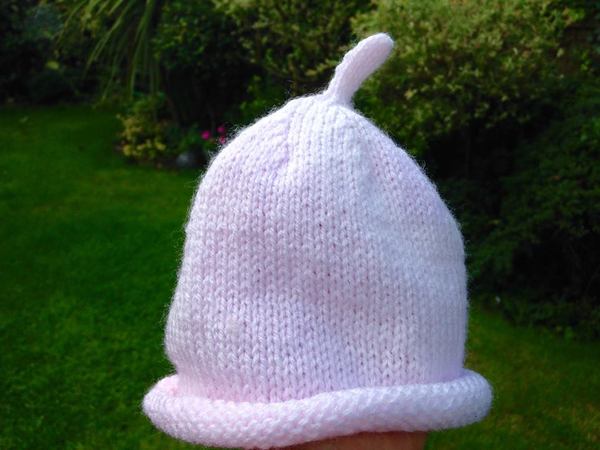 Woolly Hugs. Supporting refugees, lovely crafters and donors, fabulous Mumsnetters we need your help.