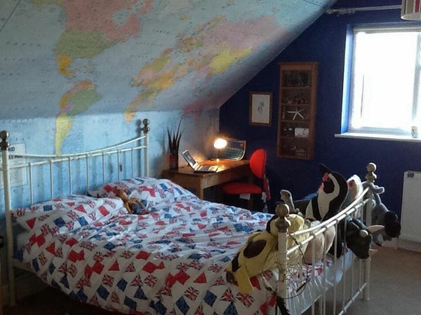 Have any of you painted a room dark blue?