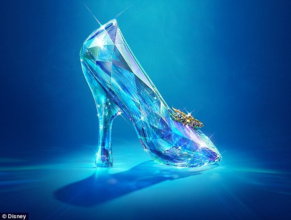 Win a family ticket to Cinderella at Millfield Theatre!