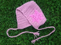 Woolly Hugs. Supporting refugees, lovely crafters and donors, fabulous Mumsnetters we need your help.