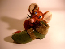 COMPETITION! Win tickets to Half Moon's The Elves and the Shoemaker!!