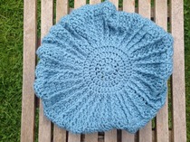 Woolly Hugs. Supporting refugees, lovely crafters and donors, fabulous Mumsnetters we need your help.