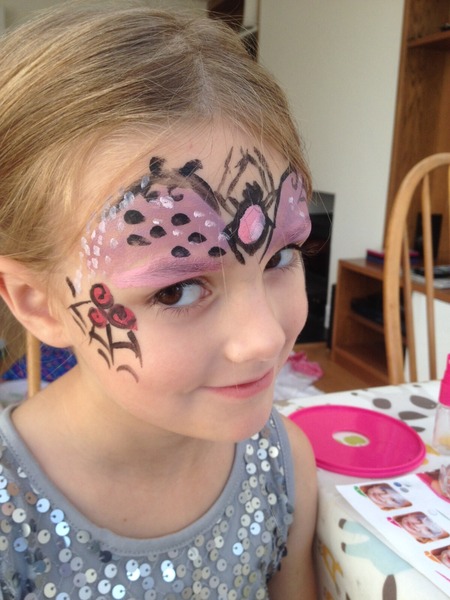 See what Mumsnetters think of Snazaroo facepaint - £300 voucher prize draw for feedback! NOW CLOSED