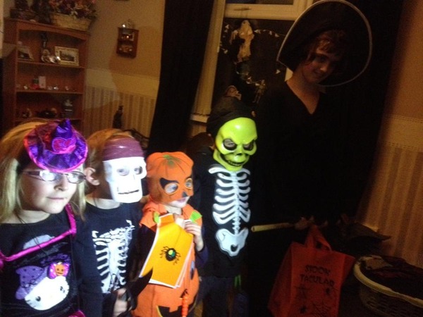 Share your Halloween face painting tips with Snazaroo and post a picture for a chance to win a £300 voucher! NOW CLOSED