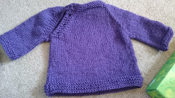 It's sneeze birth's galore thanks to our fanny stretchers! We're soaking in piss and praying for Bat's hospital bag. We're avoiding our mens 'Annie Sloaners' and eating all the cake! It's JS Gras 39!