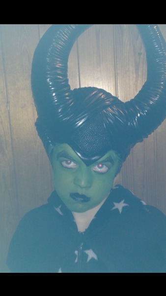 Share pictures of your witches and wizards from this Halloween to win Worst Witch goodies, Halloween choices and £50 Amazon vouchers.