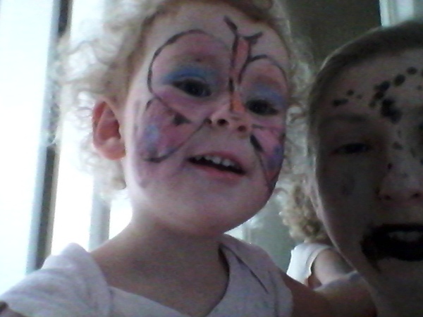 Share your Halloween face painting tips with Snazaroo and post a picture for a chance to win a £300 voucher! NOW CLOSED
