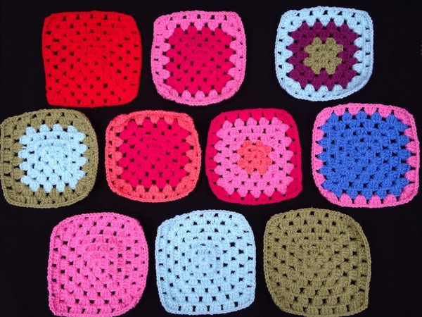 Woolly Hugs. Supporting refugees, lovely crafters and donors, fabulous Mumsnetters we need your help.