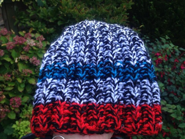 Woolly Hugs. Supporting refugees, lovely crafters and donors, fabulous Mumsnetters we need your help.