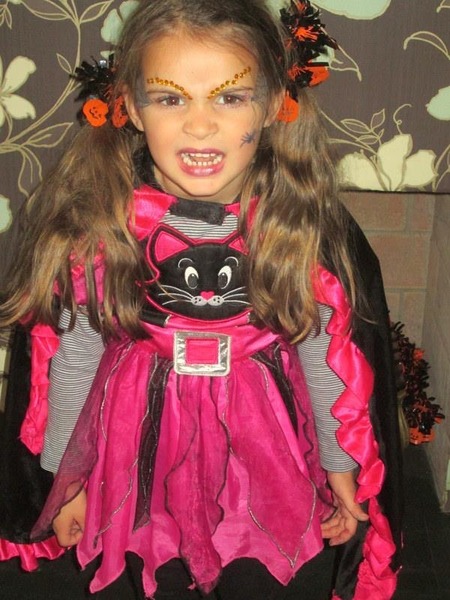 Share pictures of your witches and wizards from this Halloween to win Worst Witch goodies, Halloween choices and £50 Amazon vouchers.