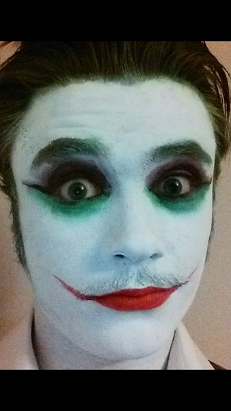 Share your Halloween face painting tips with Snazaroo and post a picture for a chance to win a £300 voucher! NOW CLOSED