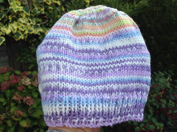 Woolly Hugs. Supporting refugees, lovely crafters and donors, fabulous Mumsnetters we need your help.