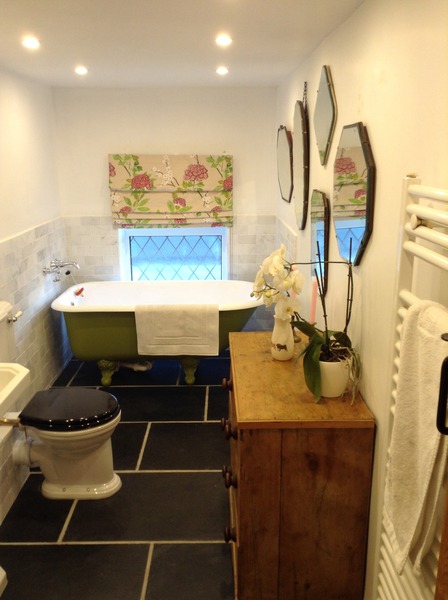 Please will you share your bathroom/en suite colour schemes?