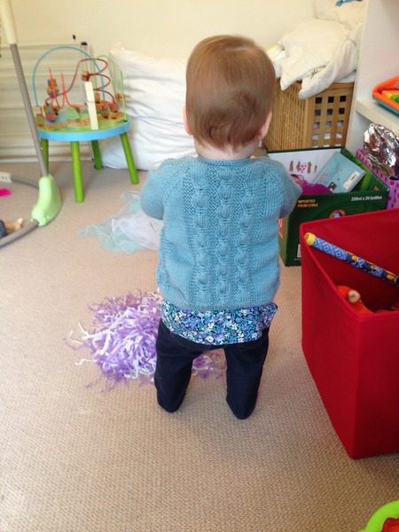 Pretty cable knit cardi patterns?