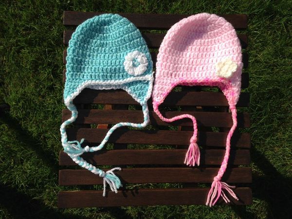 Woolly Hugs. Supporting refugees, lovely crafters and donors, fabulous Mumsnetters we need your help.