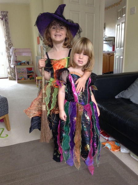 Share pictures of your witches and wizards from this Halloween to win Worst Witch goodies, Halloween choices and £50 Amazon vouchers.