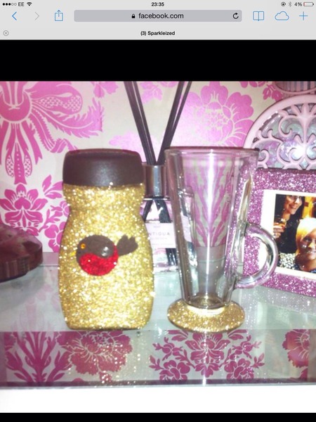 To think that after all the FB glittery shite threads, we need an FB Xmas shite thread?