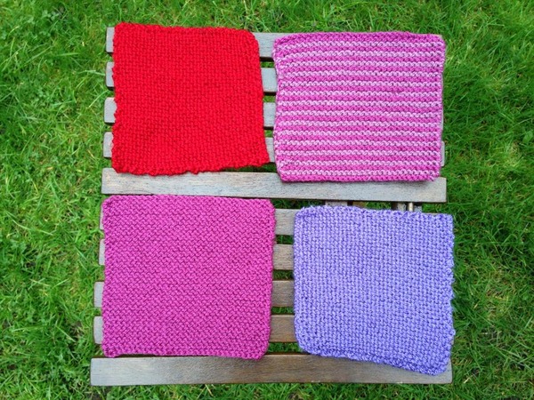 Woolly Hugs. Supporting refugees, lovely crafters and donors, fabulous Mumsnetters we need your help.