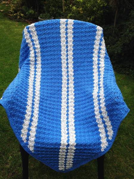 Woolly Hugs. Supporting refugees, lovely crafters and donors, fabulous Mumsnetters we need your help.