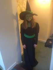 Share pictures of your witches and wizards from this Halloween to win Worst Witch goodies, Halloween choices and £50 Amazon vouchers.