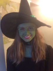 Share pictures of your witches and wizards from this Halloween to win Worst Witch goodies, Halloween choices and £50 Amazon vouchers.