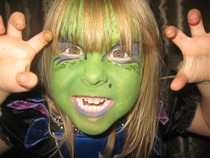 Share your Halloween face painting tips with Snazaroo and post a picture for a chance to win a £300 voucher! NOW CLOSED