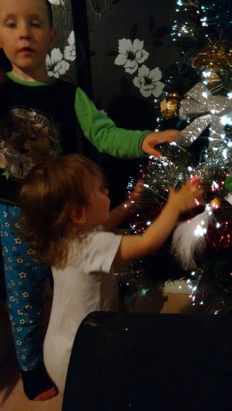 August 2015. It's all about food consumption and late nights at Bar Mugabe Nights