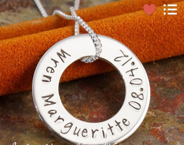 A piece of jewellery to symbolise 2 dc, any ideas? Not eternity ring