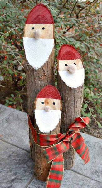 Are there such things as nice outdoor Christmas decorations for my porch?