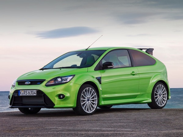 AIBU to think DH should buy a bigger, more practical, car?