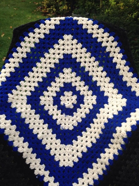 Woolly Hugs. Supporting refugees, lovely crafters and donors, fabulous Mumsnetters we need your help.