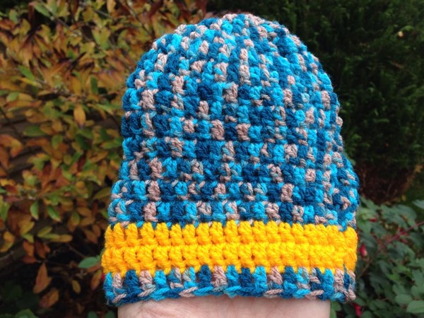 Woolly Hugs. Supporting refugees, lovely crafters and donors, fabulous Mumsnetters we need your help.