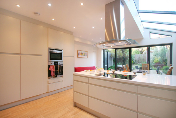 25% off your new family kitchen with Puccini Kitchens