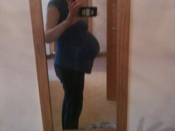 March 2016 Babies!! Thread #7 The one where we all say.... "Stay put Flump!!"