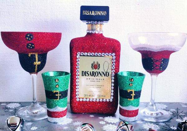 To think that after all the FB glittery shite threads, we need an FB Xmas shite thread?