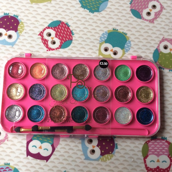 Make-up for little girls?
