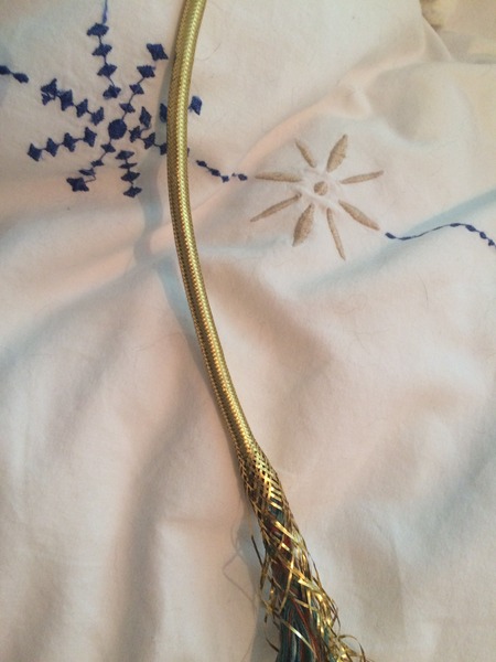 Does anyone know where I could buy gold trim like this?