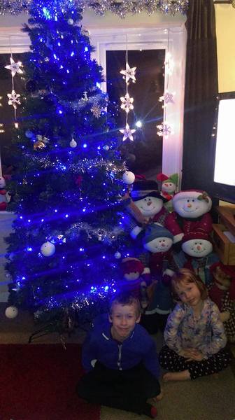 Prepping your home for Christmas? Tell Valspar what theme or colour scheme you're going for & you could win a £300 Love2Shop voucher NOW CLOSED