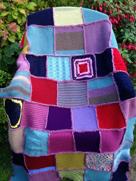 Woolly Hugs. Supporting refugees, lovely crafters and donors, fabulous Mumsnetters we need your help.