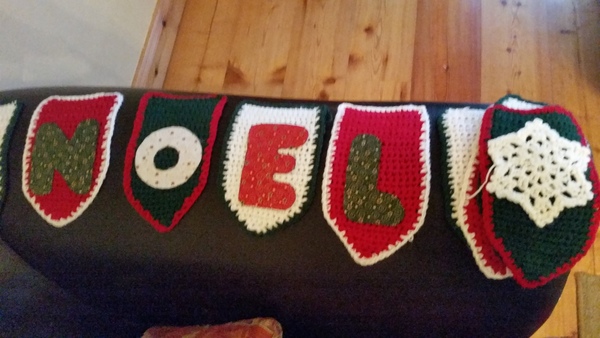 Whatcha knitting/crocheting for Christmas? Thread