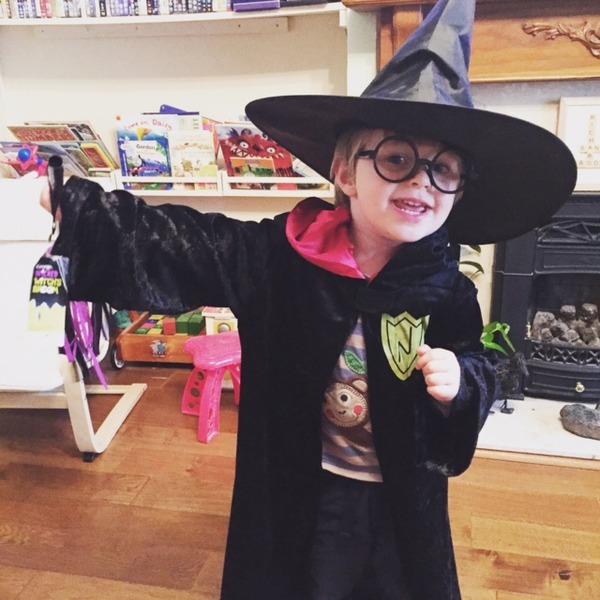 Share pictures of your witches and wizards from this Halloween to win Worst Witch goodies, Halloween choices and £50 Amazon vouchers.