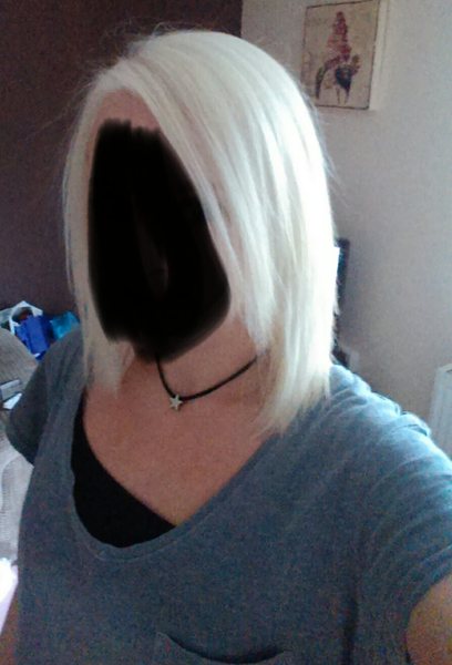 does anyone platinum blonde at home?
