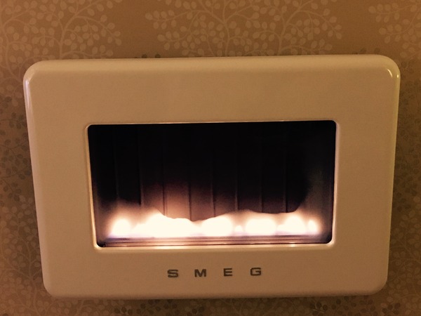 Fake 'living flame' fireplace: anything nice to replace?