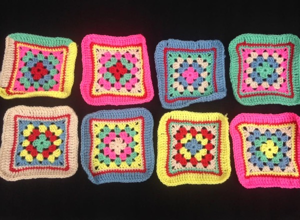 Woolly Hugs. Supporting refugees, lovely crafters and donors, fabulous Mumsnetters we need your help.