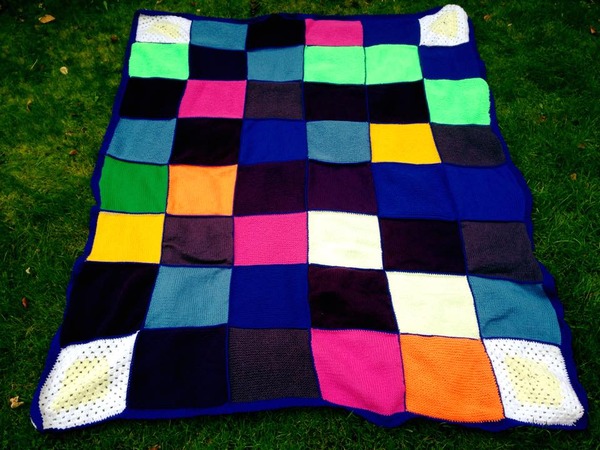 Woolly Hugs. Supporting refugees, lovely crafters and donors, fabulous Mumsnetters we need your help.