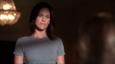 Why does Liz Bartlet look like Amy's twin?