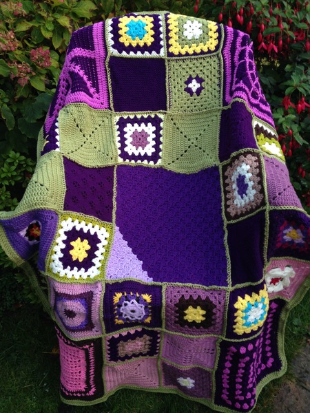 Woolly Hugs. Supporting refugees, lovely crafters and donors, fabulous Mumsnetters we need your help.