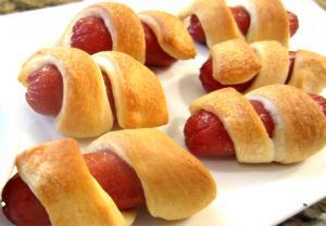 Did oyu see that the NY times printed an article about a new sort of food? A sausage roll!